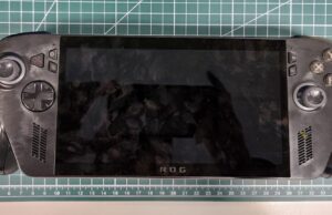 Is this the first Xbox-branded handheld console in the flesh?