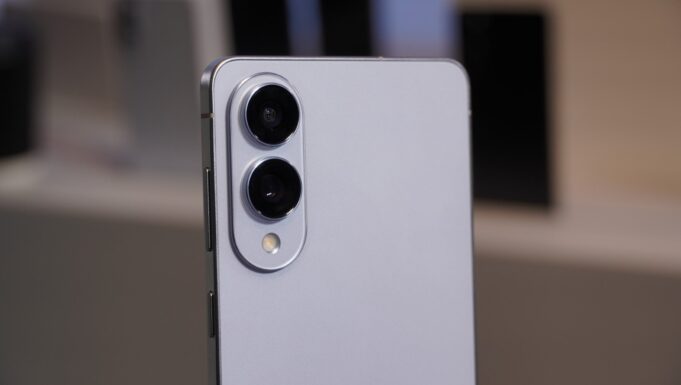 The Galaxy S25 Edge is just thin – the iPhone 17 Air has to be smart