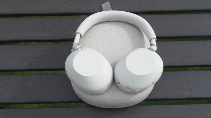 Sony WH-1000XM6 Review