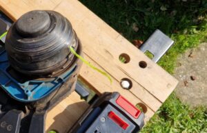 How to string a grass trimmer