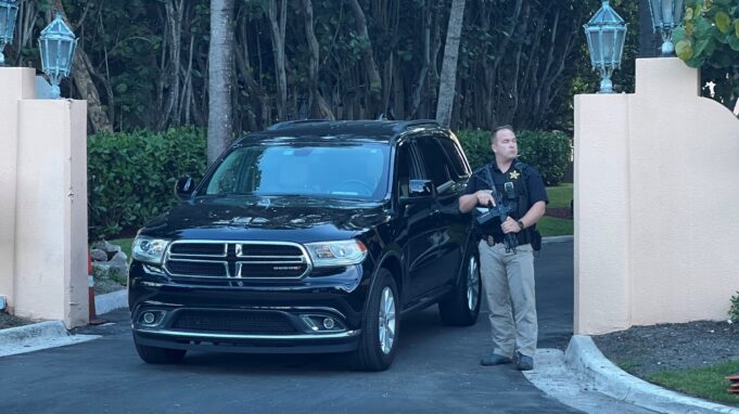 JUST IN: Sens Grassley, Johnson Target Key Dirty Players in Mar-a-Lago Raid | The Gateway Pundit