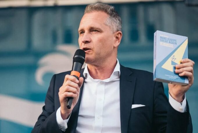 AfD MEP Petr Bystron visits imprisoned activist Tommy Robinson amid ongoing reprisals over anti-Islam documentaries.