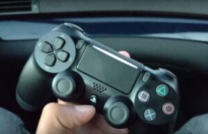 How to turn off a PS4 controller