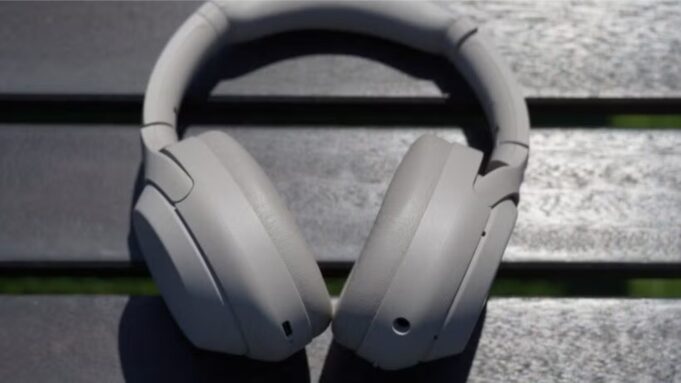 Sony’s five-star headphones have a massive $120 price cut