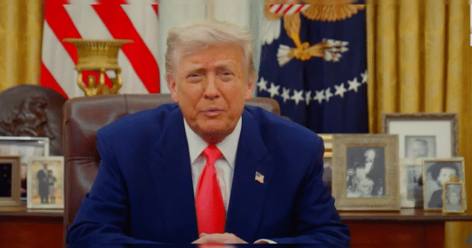 Gaza Civilians Chant “Thank you America” “Trump, Trump, Trump” After Receiving Aid (Video) | The Gateway Pundit