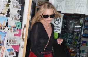 Kate Moss Turns Heads in Self-Portrait’s Stylish Looks