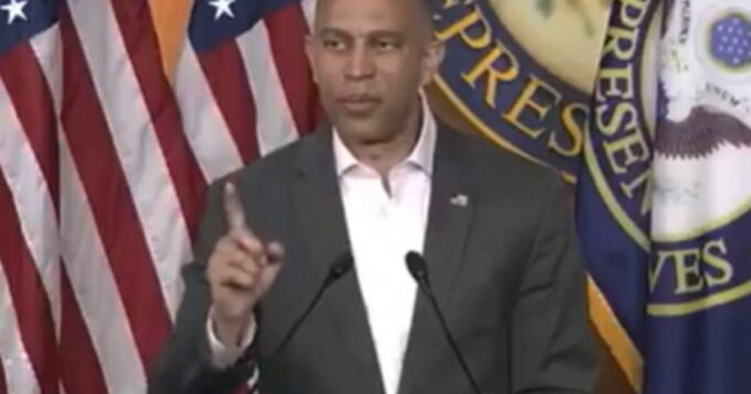 DOES HE WANT TO GET THEM KILLED? House Minority Leader Hakeem Jeffries Vows to Unmask ‘Every Single ICE Agent’ (VIDEO) | The Gateway Pundit
