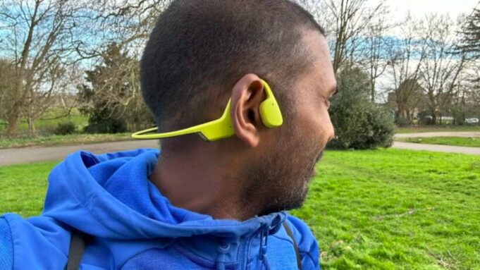 How do bone conduction headphones work?