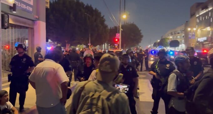 “The Police Just Said We’re All Under Arrest!” – LAPD Kettles Large Group of Anti-ICE Protestors in Downtown Los Angeles – Takes Them Away in Shuttle Bus (VIDEO) | The Gateway Pundit