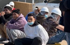 Illegals Scatter and Flip Off Media as ICE Agents Conduct Large Immigration Raid in Omaha, Nebraska (VIDEO) | The Gateway Pundit