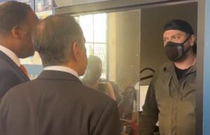 WATCH: Democrat Reps Blocked from Entering ICE Facility in Chicago – ICE Official Shuts Window in Their Face | The Gateway Pundit