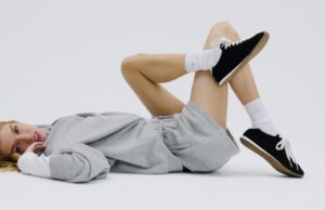 Alo’s Sunset Sneaker Is the Chill Girl Shoe of the Year