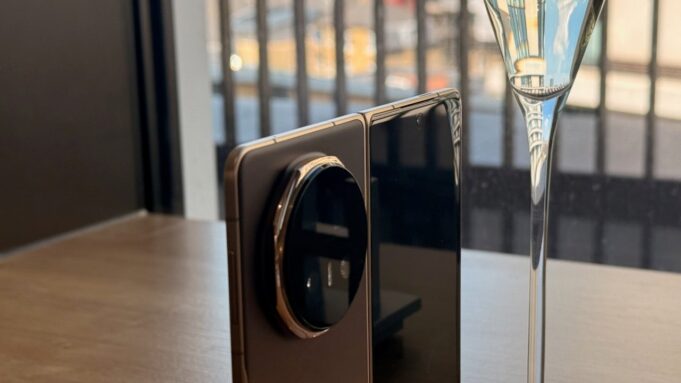 I’ve tried the ridiculously thin Honor Magic V5 and Samsung should be worried