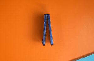 Apple should ditch the iPhone Fold and make a Z Flip 7 rival instead