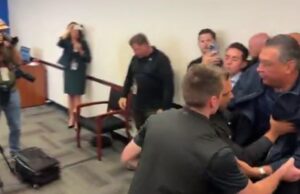 California Democrat Who Rushed Kristi Noem With No ID Now Pushing Bill Requiring ICE Agents to ID Themselves | The Gateway Pundit