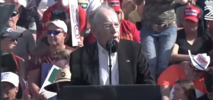 Sen. Grassley Promises to Expose Everyone from the Opposition Who Attempted to Impeach and Jail Trump for Eight Years (VIDEO) | The Gateway Pundit
