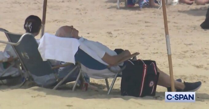 Biden Seen on Beach Struggling with Chair During First 4th of July Weekend Since Leaving Office | The Gateway Pundit