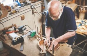 The Western worker disappears: how hyperregulation and globalism united communism and liberalism.