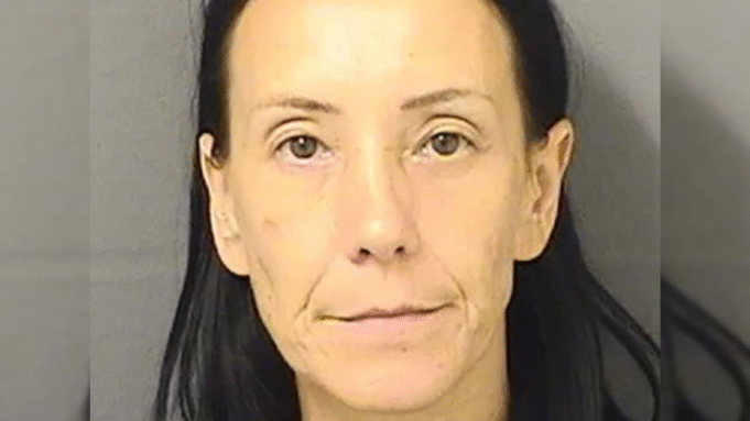 Report: Woman Arrested Outside Mar-a-Lago Claiming She Had ‘Urgent Message’ for President Trump, Told Agents She Had Weapons in Car | The Gateway Pundit