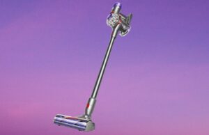 Dyson’s premium V8 Advanced vacuum is an Amazon bargain right now