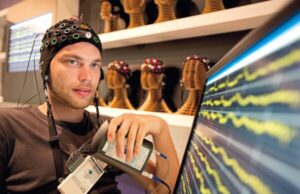 New Brain-Computer Interface Decodes Inner Speech for Paralyzed Individuals | The Gateway Pundit