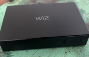 WiZ HDMI Sync Box and TV Backlight Review
