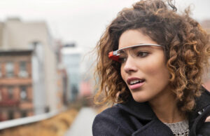 Google Glass will soon display messages, directions without Android app
