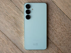 The latest One UI update is causing massive battery drain on the Galaxy S25