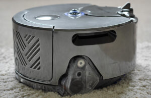 Dyson hoping to clean up on the UK high street