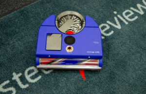 This Dyson robot vacuum is half price for Black Friday