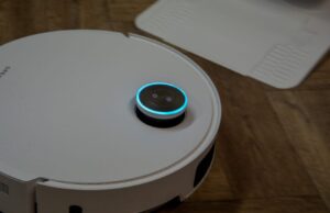 Dreame’s five-star robot vacuum is nearly 50% off for Black Friday