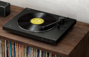 This five-star vinyl player is down to a steal – and will make the perfect Christmas gift