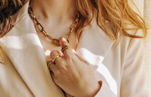 5 Stackable Rings That Belong in Your Jewelry Rotation