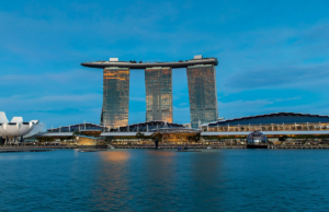 Las Vegas Sands strong Q4, as Sands-China dips