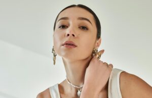 How Women Are Styling Meaningful Jewelry Every Day