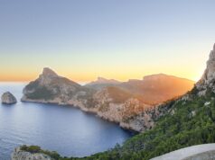 One-Week Mallorca Itinerary for Beaches and Mountains