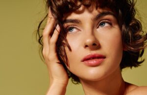 Prep Your Pout for the Perfect Model-Off-Duty Look