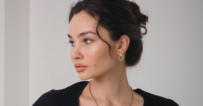 7 Essential Earrings for Work to Upgrade Your Look