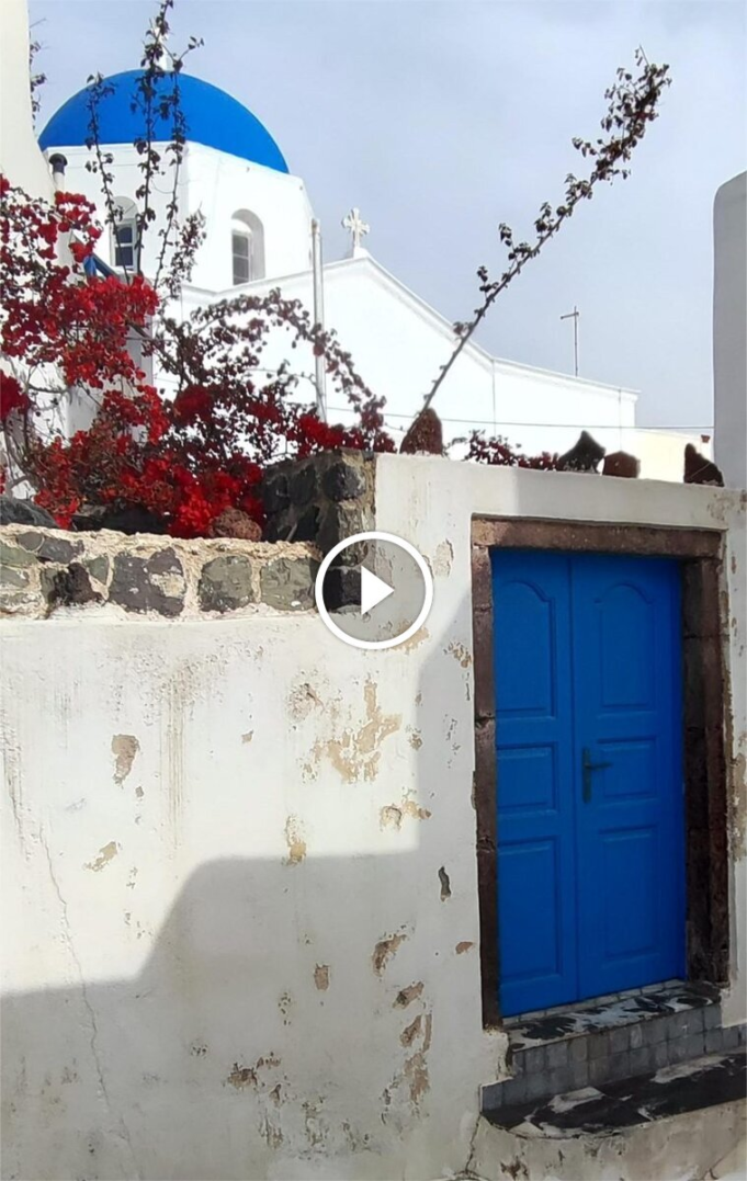 Pyrgos and the Santorini That Existed Before the Tourists Arrived