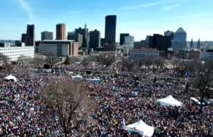 Enormous Crowd Of Over 200,000 Show Up For No Kings Protest In Minnesota