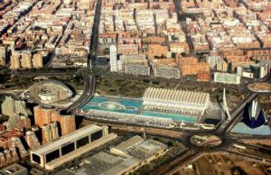 What Slowing Down in Valencia Actually Looks Like With Kids