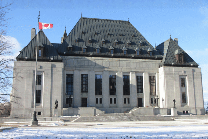 Top court weighs gambling case as Loto-Québec joins Ontario fight