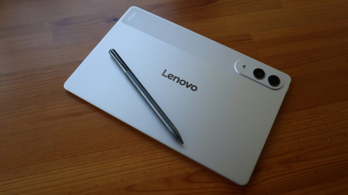 Lenovo Yoga Tab Review