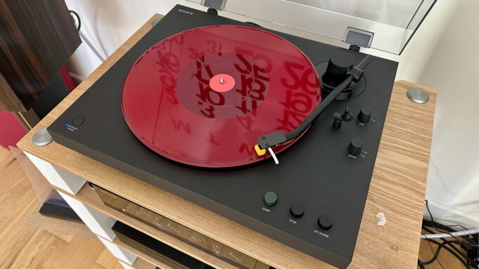 Sony PS-LX5BT Review