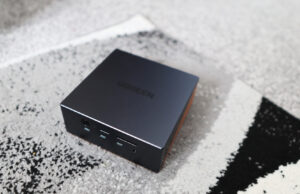 Ugreen Maxidok 17-in-1 Thunderbolt 5 Docking Station Review