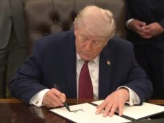 Cognitively Declining Trump Wants Praise For Being Able To Sign His Name