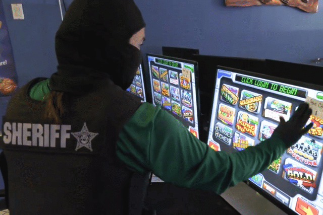 Florida-authorities-bust-Manatee-County-illegal-gambling-network-during-enforcement-operation.png