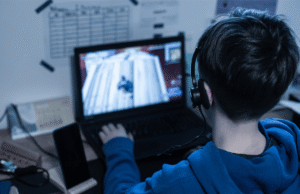Teen sues Roblox and others over ‘addictive’ gaming design