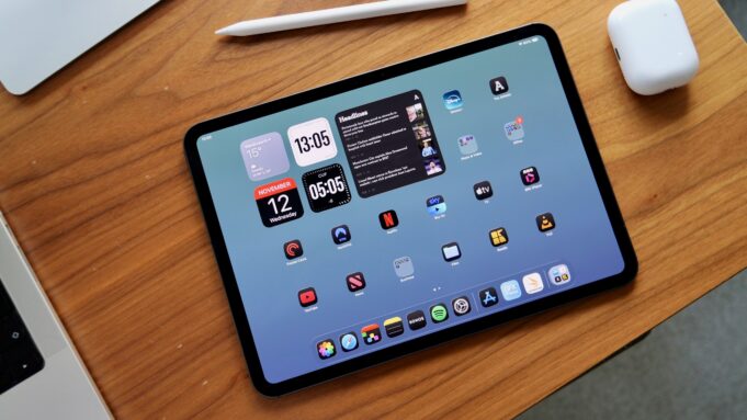 Future OLED Macs, iPads set for tempting display boost